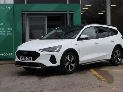 Used Ford Focus Active 2022 White Estate