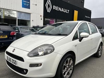 Used Fiat Punto Easy Plus 69 HP (50 kW) 2016 White Hatchback