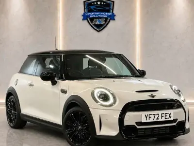 Used Mini Cooper S Exclusive 178 HP (130 kW) 2022 White Hatchback