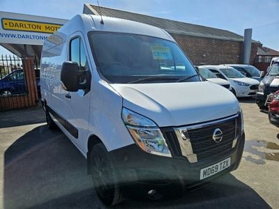 Nissan NV400