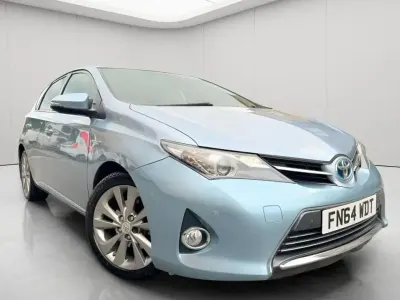 Used Toyota Auris Hybrid