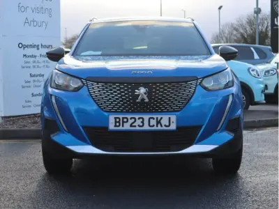 Used Peugeot 2008 Allure+ 100 HP (73 kW) 2023 Blue SUV
