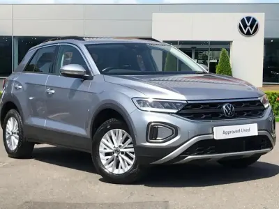 Used VW T-Roc Life 150 HP (110 kW) 2022 Silver SUV