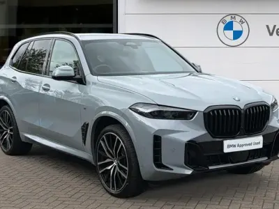 Usado BMW X5 M Sport 352 CV (258 kW) 2025 Gris SUV