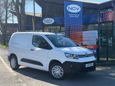 Used Citroën Berlingo 100 HP (73 kW) 2021 White MPV