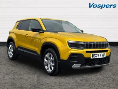 Usado Jeep Avenger Altitude 100 HP (73 kW) 2025 Amarelo SUV