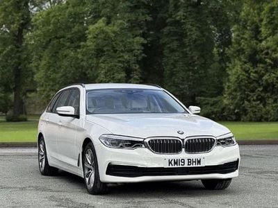 Begagnad BMW 520 Comfort Edition 190 HK (139 kW) 2019 Vit Kombi