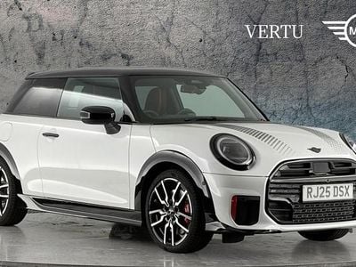 Used Mini John Cooper Works Hatch 231 HP (169 kW) 2025 White Hatchback