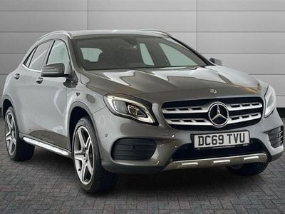 Mercedes GLA180