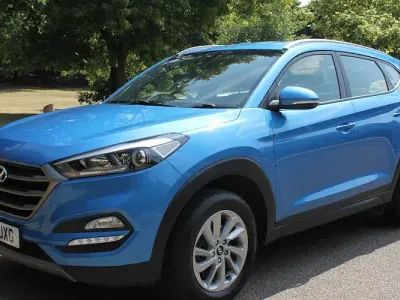Used Hyundai Tucson SE 132 HP (97 kW) 2018 Blue SUV