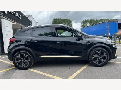 Used Renault Captur Bose Edition 142 HP (104 kW) 2023 Metallic  diamond black  SUV