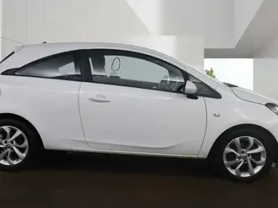 Used Vauxhall Corsa Excite 2015 White Hatchback