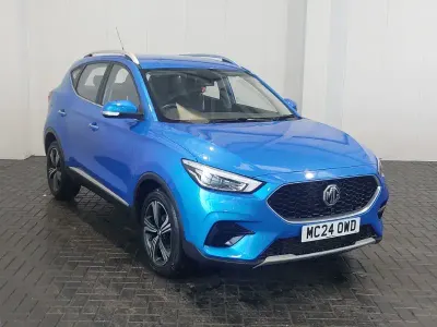 Używany MG ZS Excite 111 KM (81 kW) 2024 Niebieski SUV