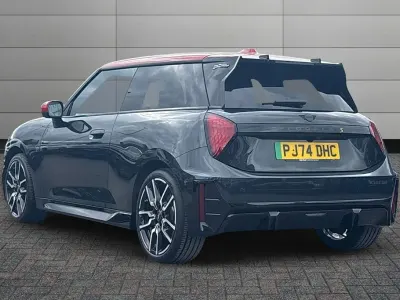 Used Mini Cooper SE Sport 11 kW (15 HP) 2024 Hatchback