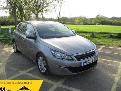 Used Peugeot 308 Active 100 HP (73 kW) 2015 Grey Hatchback