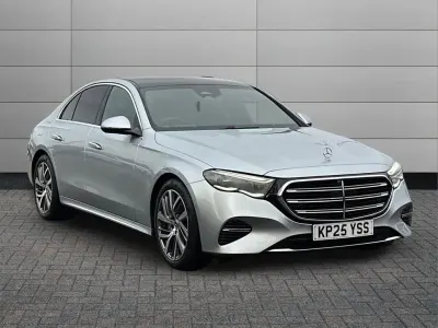 Begagnad Mercedes E200 Premium 227 HK (166 kW) 2025 Silver Sedan