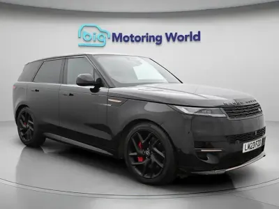 Używany Land Rover Range Rover Sport SE Dynamic 440 KM (323 kW) 2023 Czarny SUV