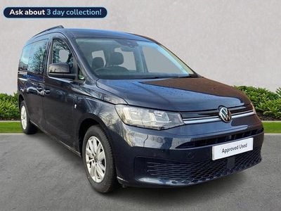 Used VW Caddy Maxi Life 122 HP (89 kW) 2022 Blue MPV