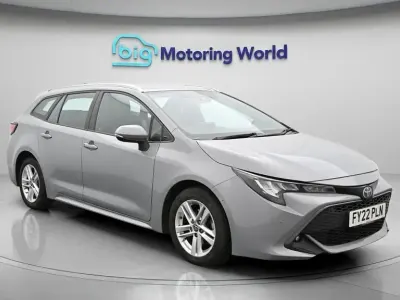 Used Toyota Corolla 122 HP (89 kW) 2022 Grey Estate