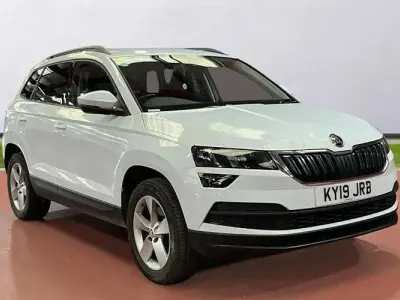 Used Skoda Karoq SE 150 HP (110 kW) 2019 White SUV