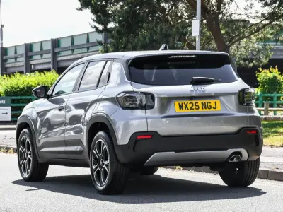 Used Jeep Avenger Summit 100 HP (73 kW) 2025 Grey SUV