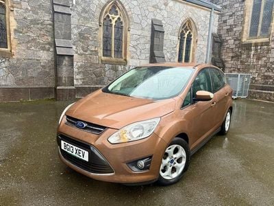 Usado Ford C-MAX Zetec 105 HP (77 kW) 2013 Castanho Monovolume