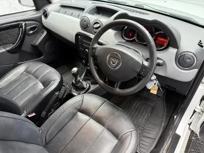 Usado Dacia Duster Lauréate 2016 Blanco SUV