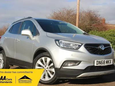 Usado Vauxhall Mokka X Elite 140 HP (102 kW) 2019 Prateado SUV