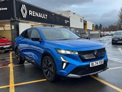Begagnad Renault Rafale Techno Esprit Alpine 300 HK (220 kW) 2024 Blå SUV