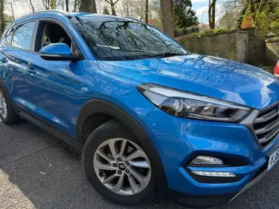 Second-hand Hyundai Tucson SE 116 CP (85 kW) 2015 Albastru SUV