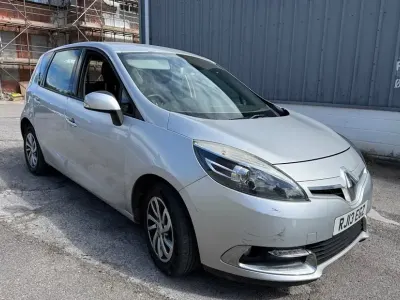 Usado Renault Scénic III Dynamique 110 CV (80 kW) 2013
