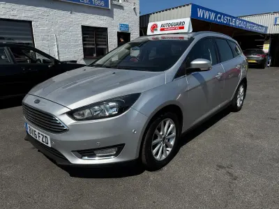 Used Ford Focus Titanium 2016 Silver Estate