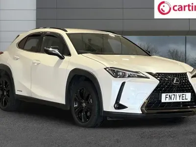 Used Lexus UX 184 HP (135 kW) 2021 White SUV