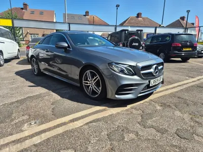 Begagnad Mercedes E220