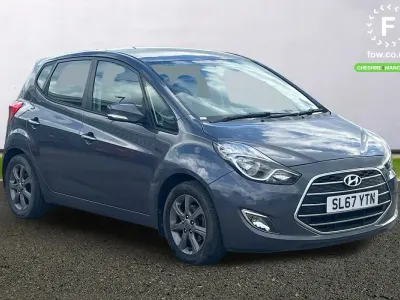 Begagnad Hyundai i20 SE 2018 Grå Halvkombi