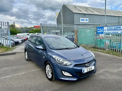 Usado Hyundai i30 Classic 2013 Azul Carrinha
