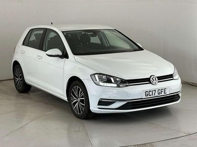 Used VW Golf VII SE 115 HP (84 kW) 2017 White Hatchback
