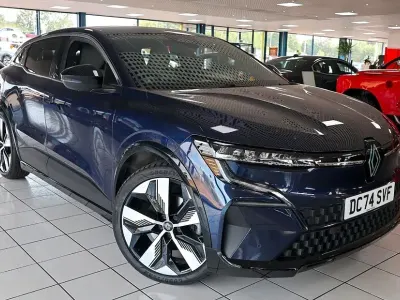 Used Renault Mégane Komfort 160 kW (218 HP) 2024 Hatchback