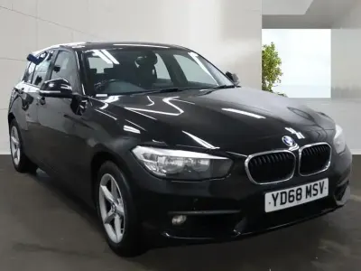 Used BMW 118 Comfort Edition 150 HP (110 kW) 2018 Black Hatchback