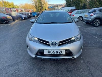 used Toyota Auris Hybrid 