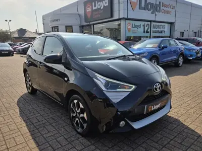 Used Toyota Aygo X-plore 70 HP (51 kW) 2018 Black Hatchback