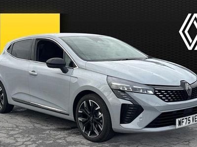 Used Renault Clio V Techno 143 HP (105 kW) 2025 Grey  Hatchback