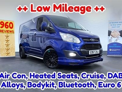 used Ford Transit Custom 2.0 TDCI 290 LIMITED 129 BHP in Deep Impact Blue with ++ 38,524 Miles ++ Air Con, Bodykit, Alloys, H