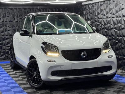 Used Smart ForFour Proxy 71 HP (52 kW) 2015 White Hatchback