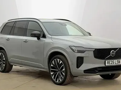 Usado Volvo XC90 Ultra 455 CV (334 kW) 2025 Gris SUV