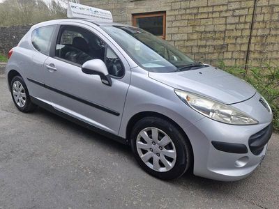 Używany Peugeot 207 S 2008 Srebrny Hatchback