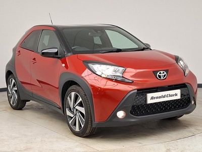 Used Toyota Aygo X 72 HP (52 kW) 2023 Red SUV