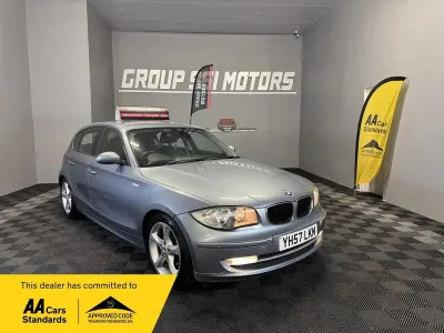 Begagnad BMW 120 Performance 177 HK (130 kW) 2007 Blå Halvkombi