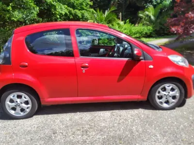 Used Citroën C1 68 HP (50 kW) 2014 Red Hatchback