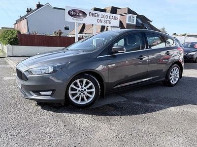Used Ford Focus Titanium 120 HP (88 kW) 2017 Red Hatchback